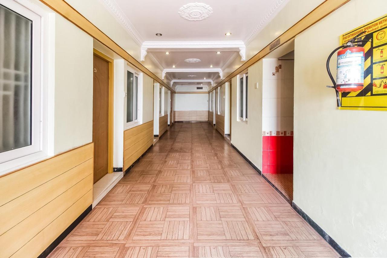 Oyo 70841 Hotel Anjali Residency Velur Экстерьер фото